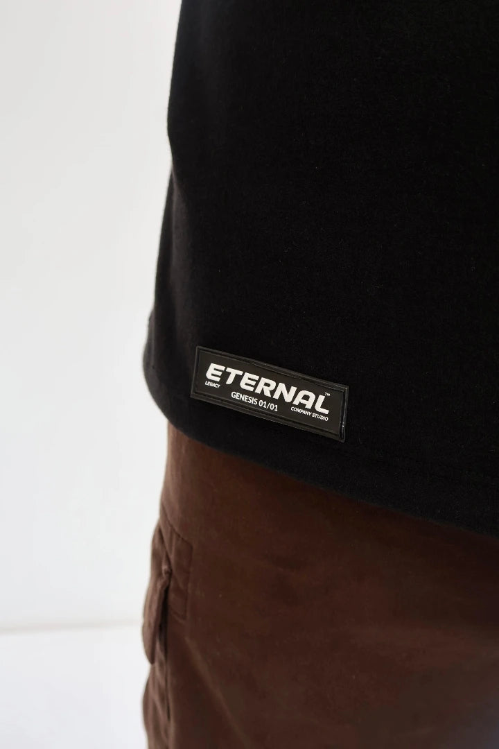 Camiseta Negra Regular Fit Basics